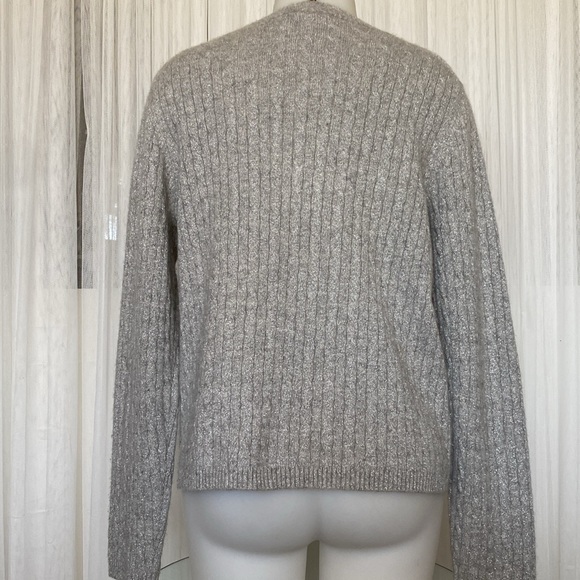 Charter Club 100% cashmere V Neckline, cable knit, women’s Warm/Soft Sz Lrg - Picture 5 of 11